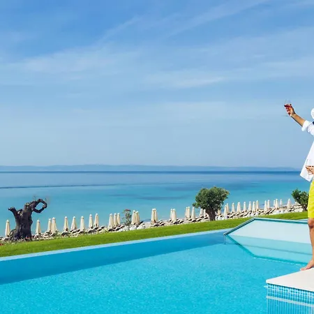 Ammoa Luxury Hotel & Spa Resort-3