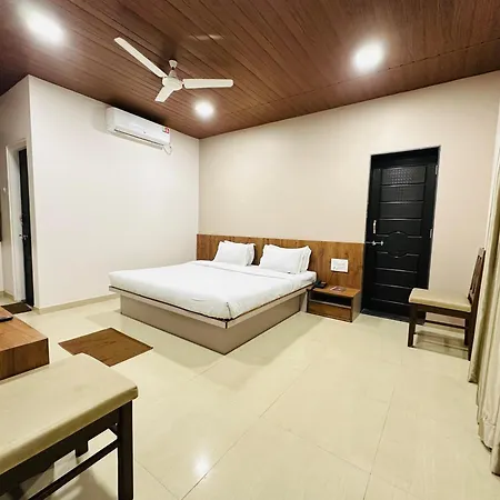 Hotel Grand Indu, 3 Star Kolhapur-2