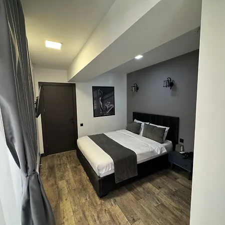 Phoenix Hotel-3
