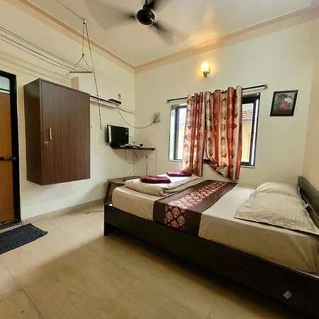 Sun N Sand Holiday Home-3