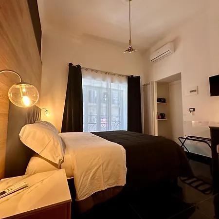 Elegance Rooms Spaccanapoli-2