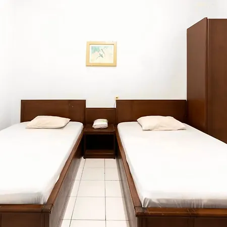 Hotel Plampitan-2