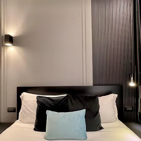 Gallerie Boutique Rooms-3