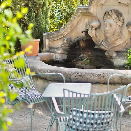 Grand Hôtel Henri - Les Collectionneurs-3