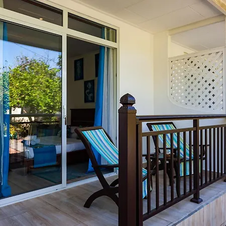 Chez Marston-2