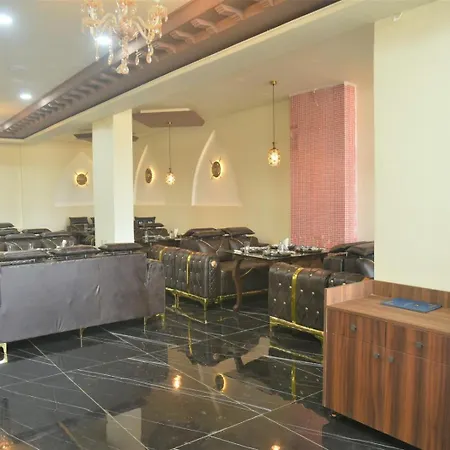 Hotel Jurkis, Kolhapur-3