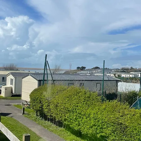 Littlesea Haven Fleetview-3