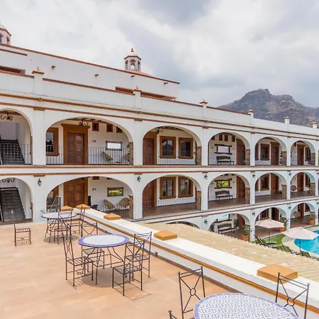 Palacio Del Cobre-2