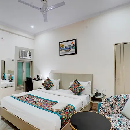 Hotel Taj Holiday-3