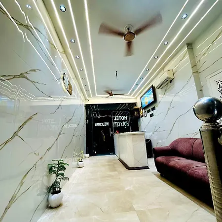 Hotel Holy City-3