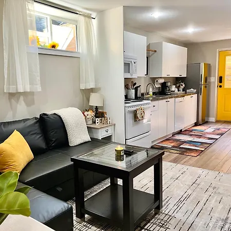 Yellow Door Suite-2