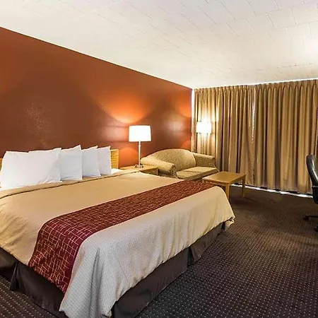Days Inn By Wyndham Williamsport-3