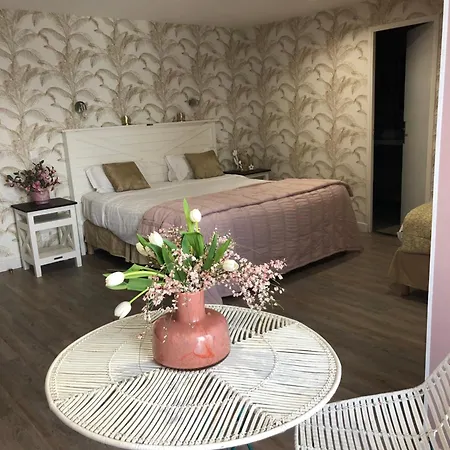 Hotel Les Embruns-3