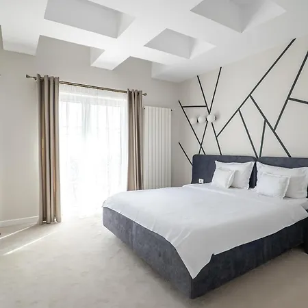 Hotel Ges-3