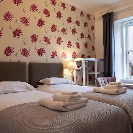 Cawdor House B&B-2