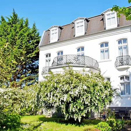 Villa im Ostseebad Baabe-2