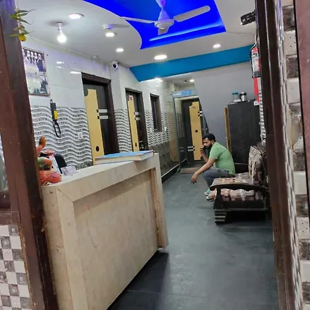 Hotel O Naseeb Near Jama Masjid-3