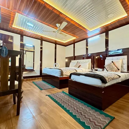 Golden Residency-3