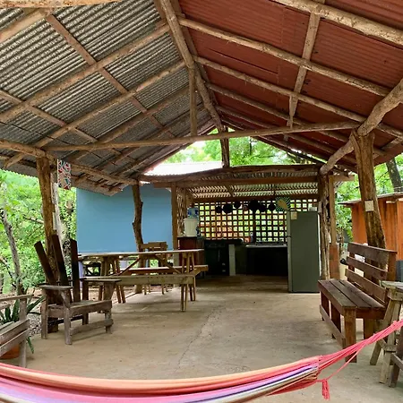 Nieves Surf Hostel And Camping-2