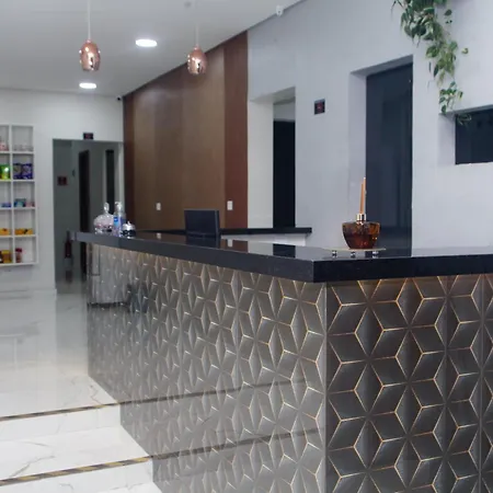 Hotel New House-2