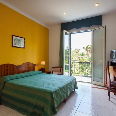 Hotel Villa D'Amato-2