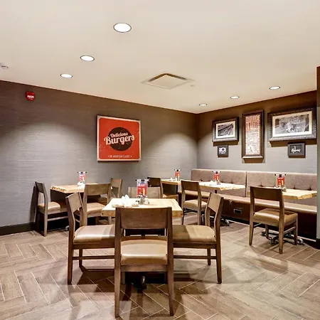 Holiday Inn - Mississauga Toronto West By Ihg-2