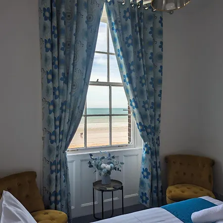 Acqua Beach Weymouth-2