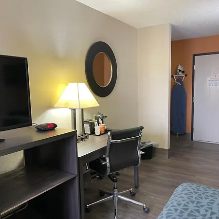 Suburban Studios Columbia Northwest-3