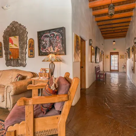 Casa Benavides Inn-3