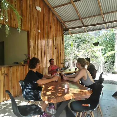 El Gecko Hotel & Tours-2