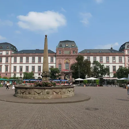 Holiday Inn Express - Darmstadt By Ihg-2