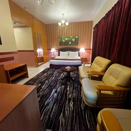 New California Hotel-2