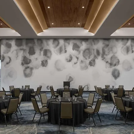 Hilton Garden Inn Grand Prairie At Epiccentral-2