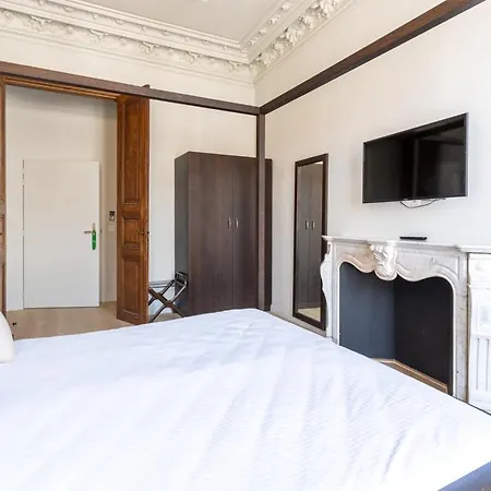 Lace Hotel-2
