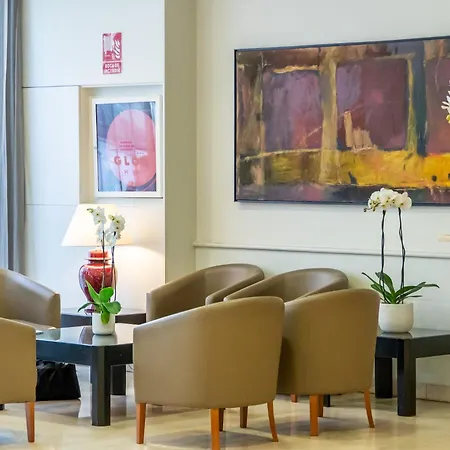Hotel Glories-2