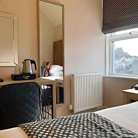 Caerwylan Hotel-2