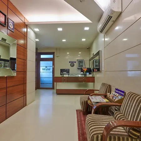 Bentley Hotel Marine Drive-3