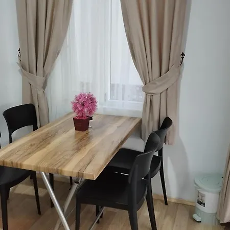 Cemils Guest House-2