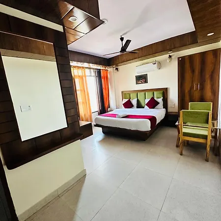 Hotel Royal Orbit By Arony Hospitality-3