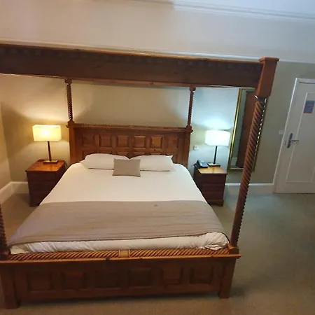 Alton House Hotel-3