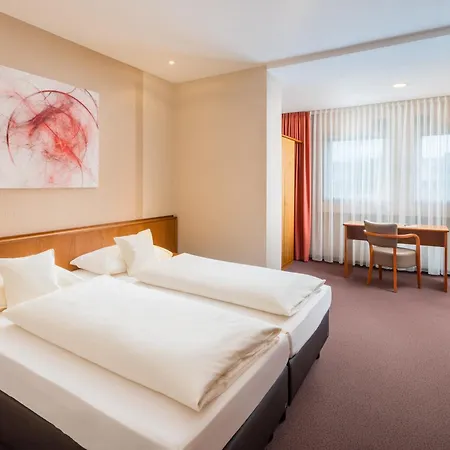 Hotel Straubs Schöne Aussicht-2