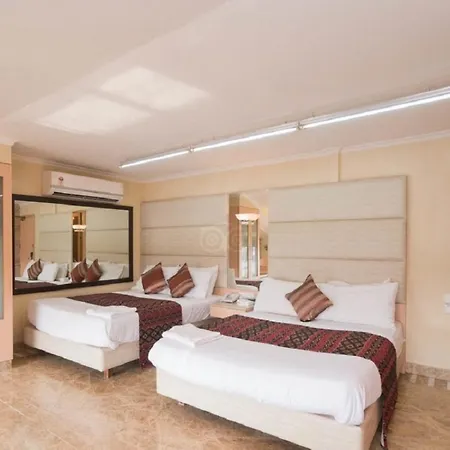 Regent Hotel-2