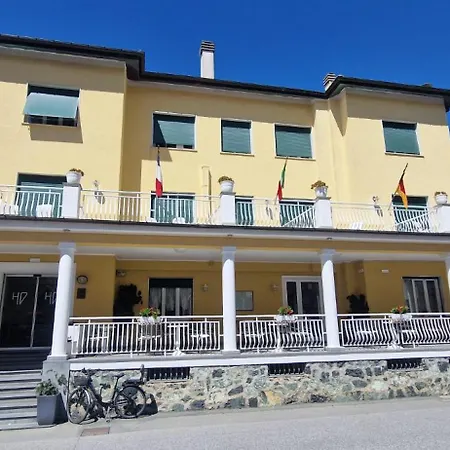 Hotel Dora-2