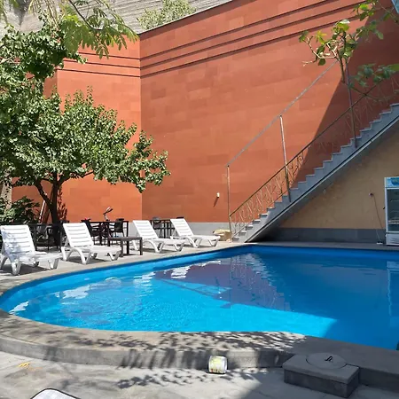Red Hotel Yerevan Center-3
