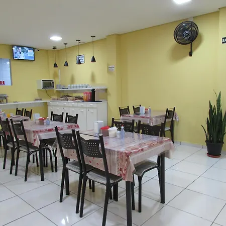 Hotel Biz a 8 minutos do Brás, a 15 minutos da 25 de março e a 8 minutos do Bom retiro-3