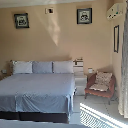 Iqhayiya Guest House-2