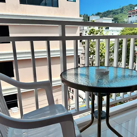 Issara Patong Beach-2