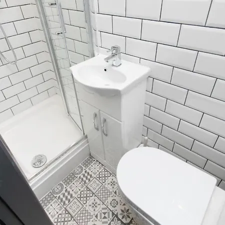Room In A Shared House Dean Street Coventry Cv2 4Fb-2