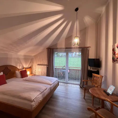 Hotel Fischer Am See-3