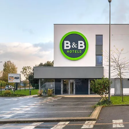 B&B Hotel Laval Ouest-2